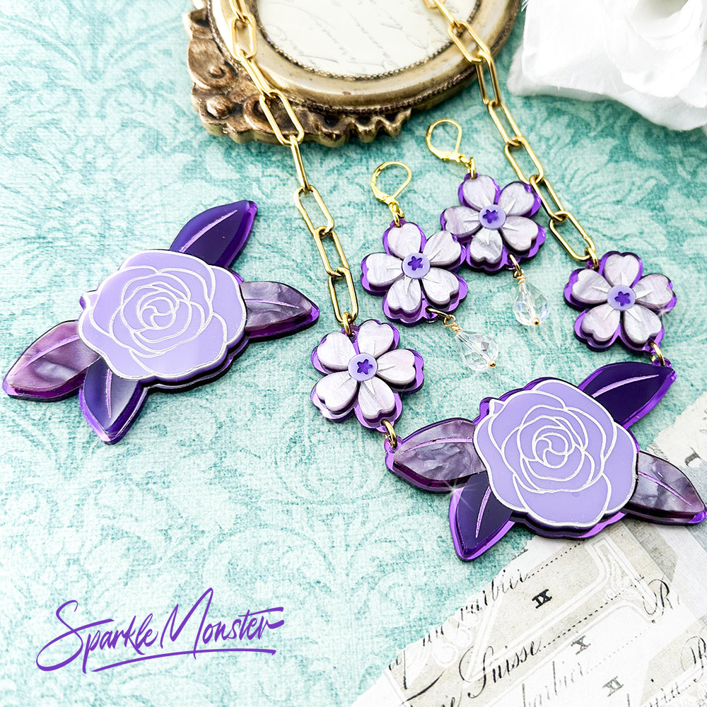 Garden of Queen Charlotte, Bridgerton inspired necklace