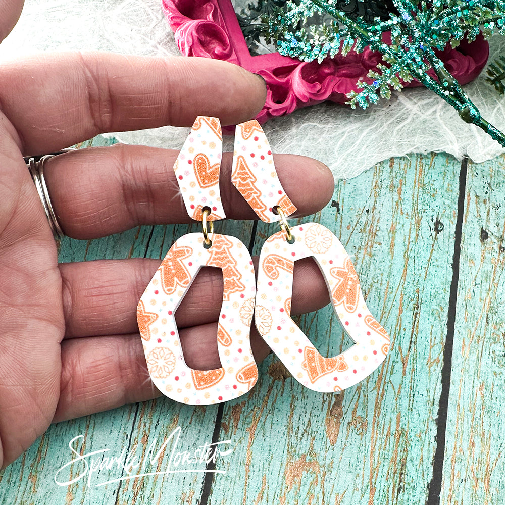 Every Occasion dangle earrings, gingerbread cookies