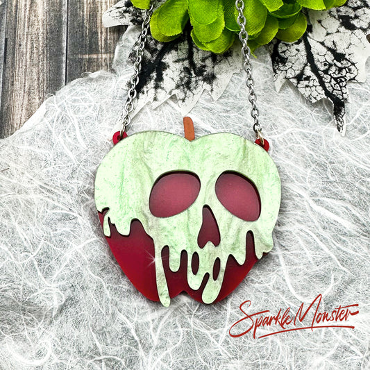 Poison Apple necklace, pearl green glitter on red