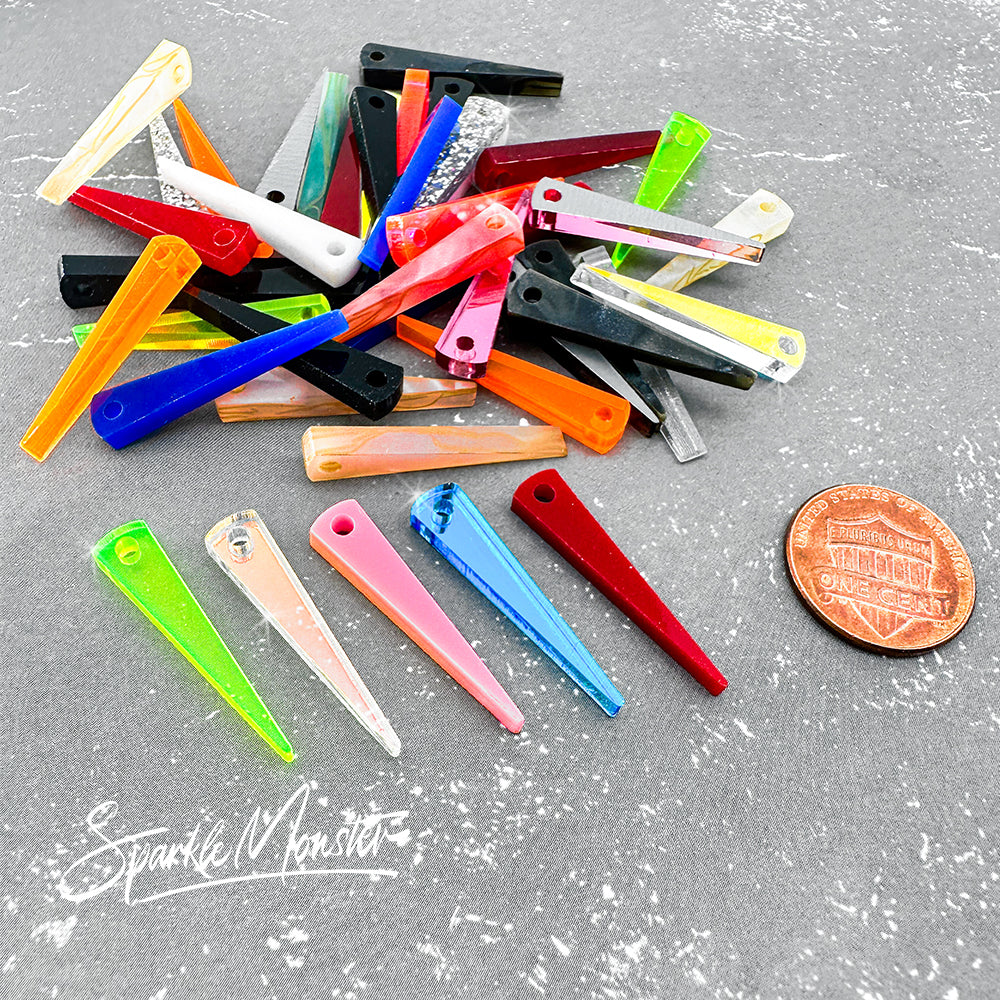Small spike charms - 25 pcs, laser cut acrylic