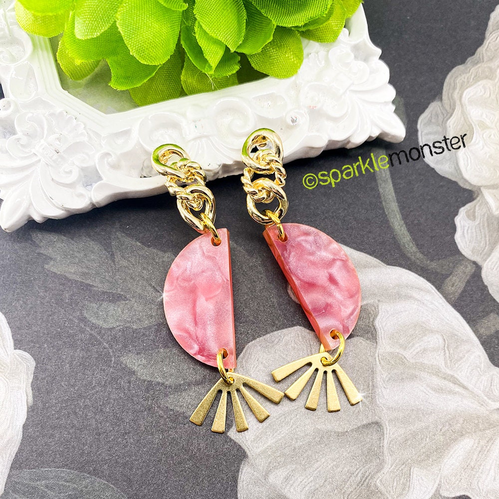 SALE Pretty in Pink dangle earrings