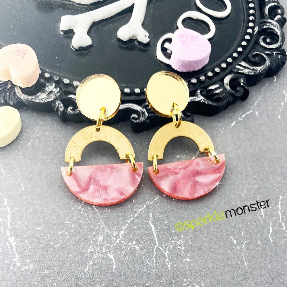 LUCKY LAST Modern Babe dangle earrings
