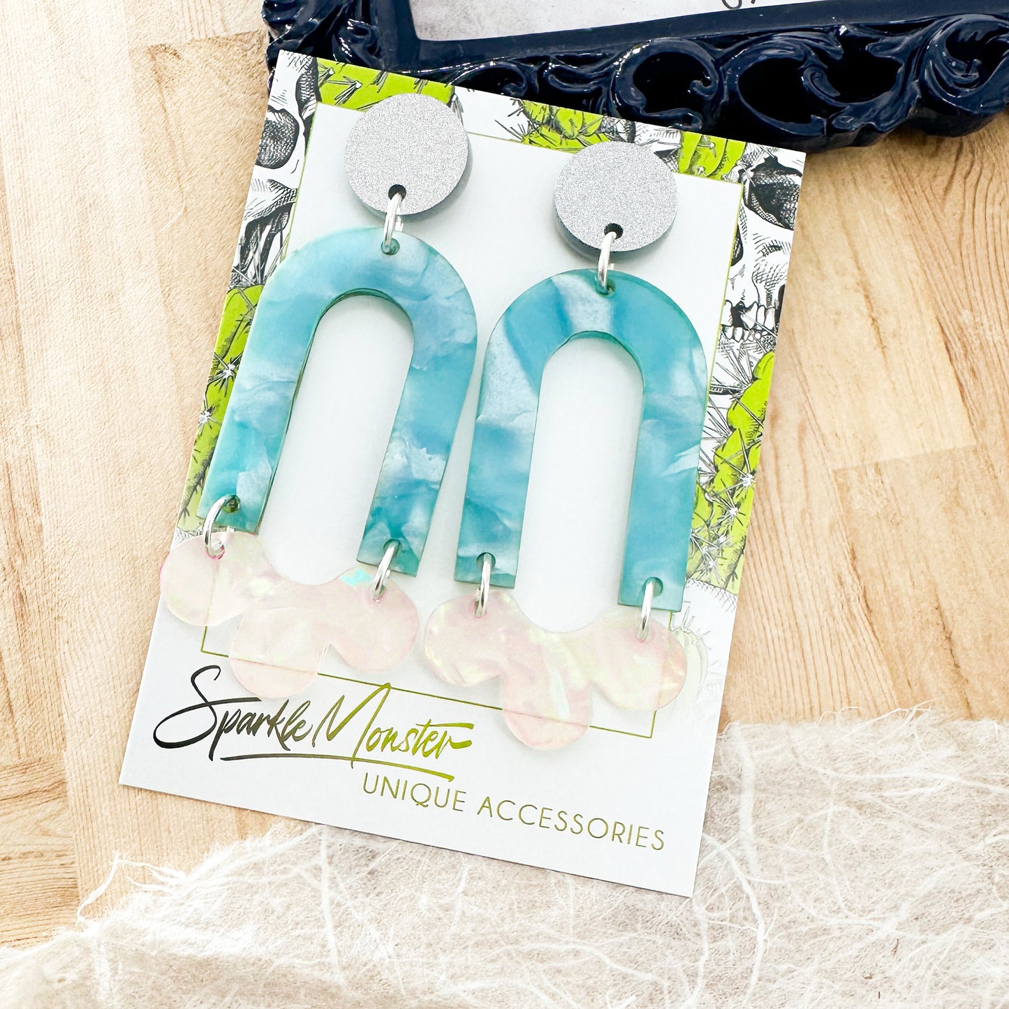 Daydream dangle earrings in light blue pearl