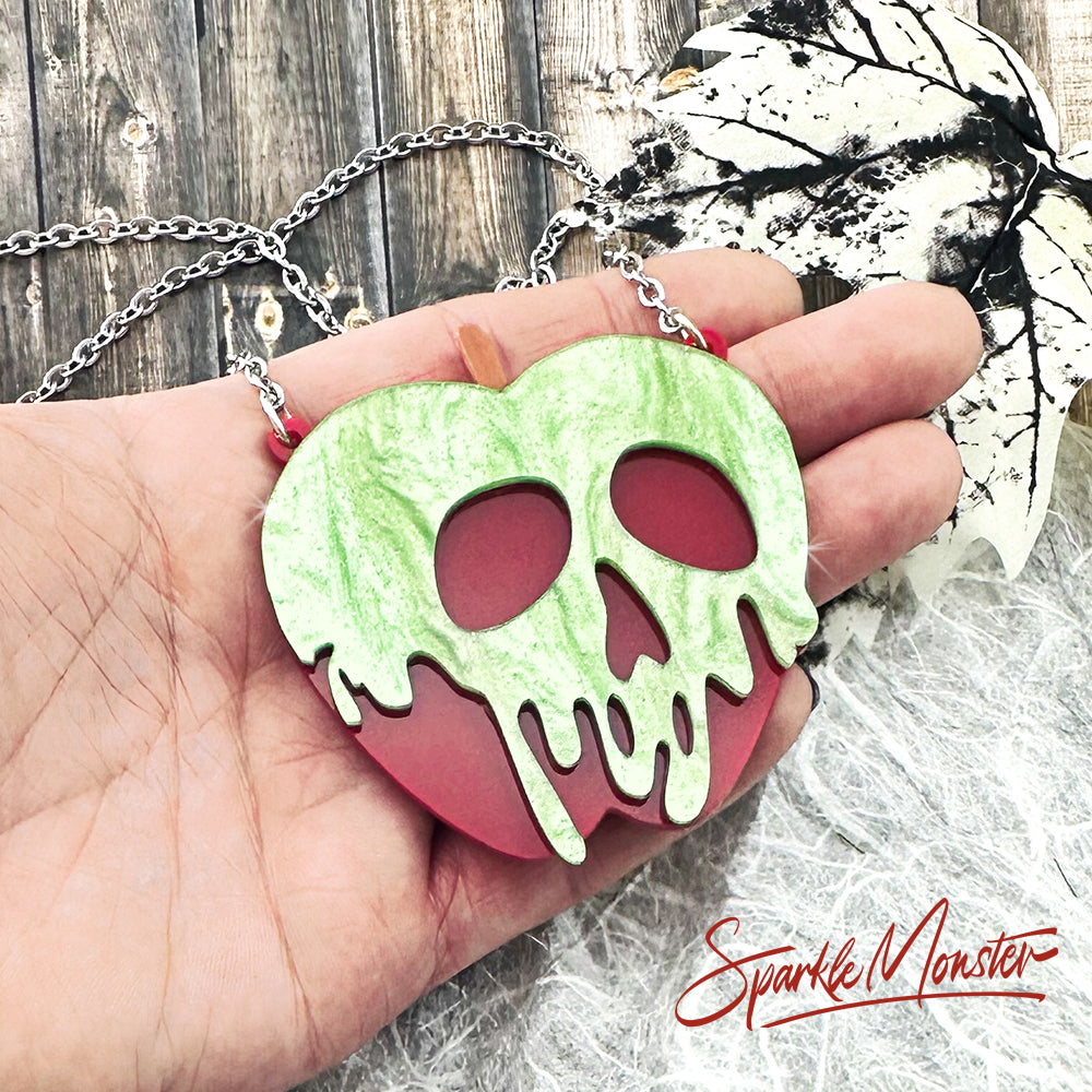 Poison Apple necklace, pearl green glitter on red