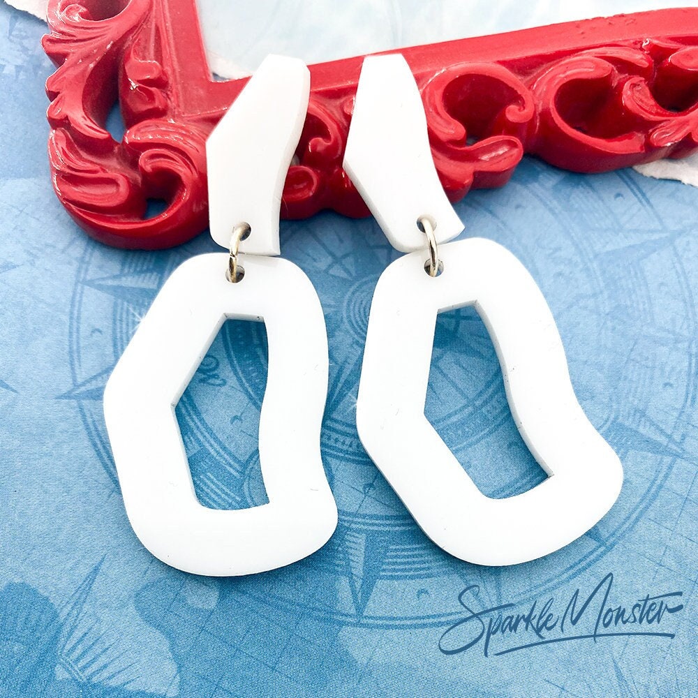 Every Occasion dangle earrings, gloss white
